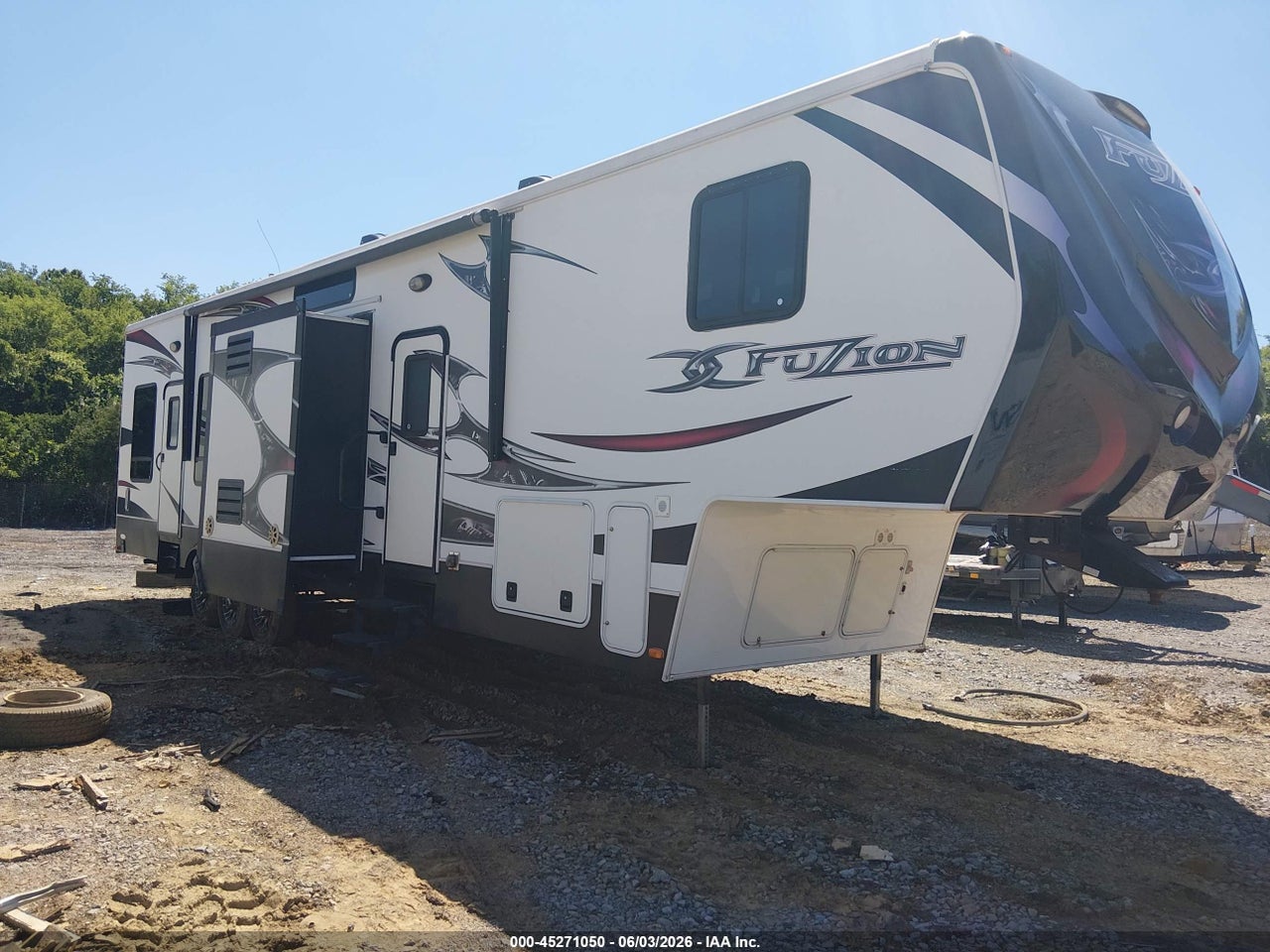 4YDF39924CF****** · 2012 KEYSTONE TRAVEL TRLR