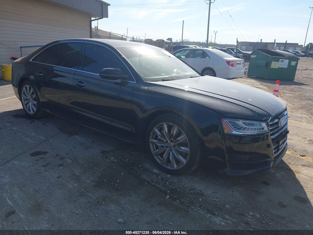 WAU44AFD7HN****** · 2017 AUDI A8 L 3.0T