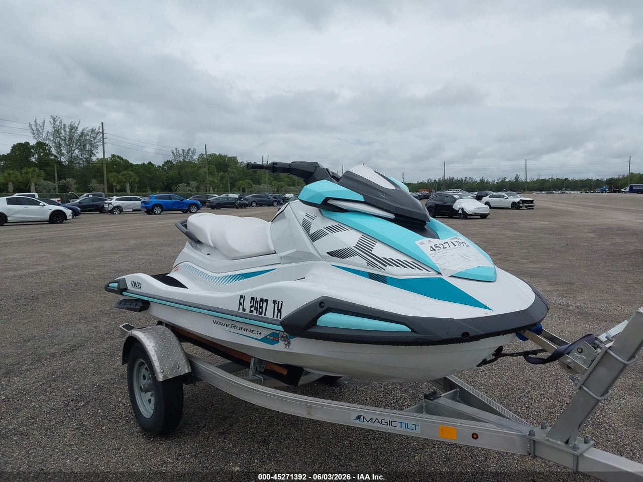 YAMA04****** · 2025 YAMAHA VX