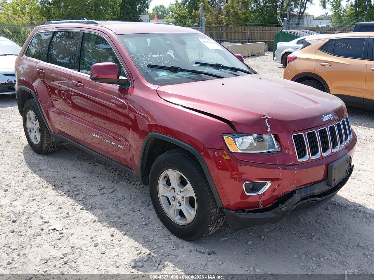 1C4RJFAGXFC****** · 2015 JEEP GRAND CHEROKEE LAREDO