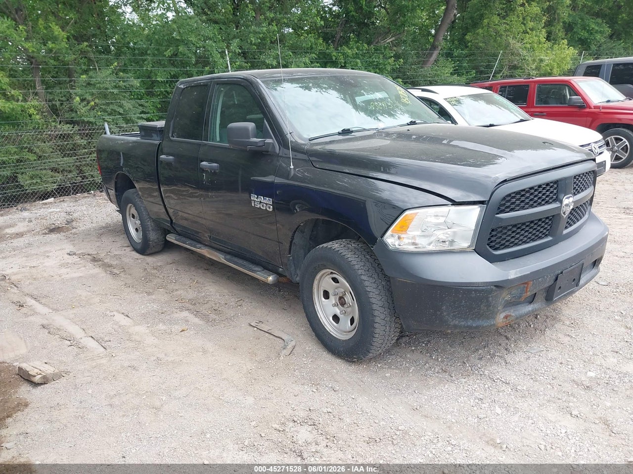 1C6RR7FG3HS****** · 2017 RAM 1500 TRADESMAN  4X4 6'4 BOX