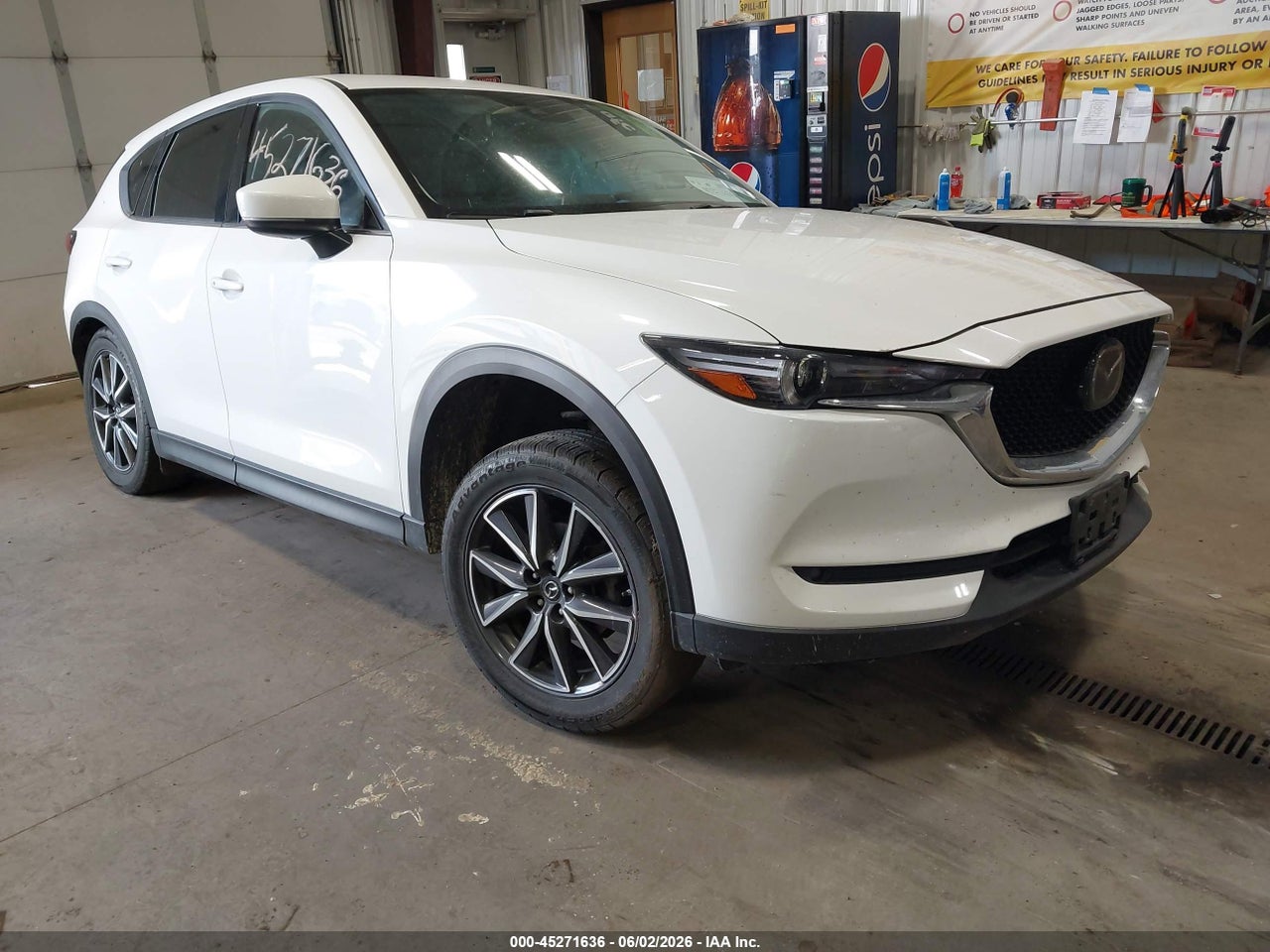 JM3KFBDM8J0****** · 2018 MAZDA CX-5 GRAND TOURING