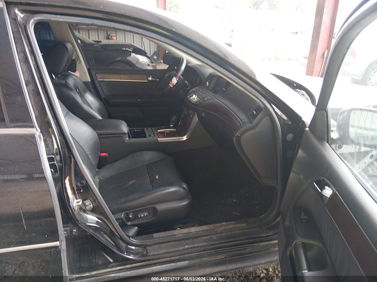 2009 INFINITI M35X · 5/11