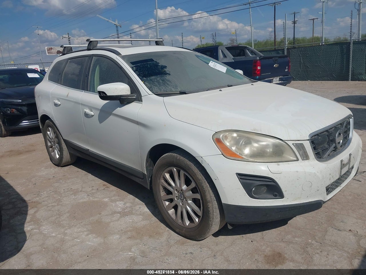 YV4992DZ8A2****** · 2010 VOLVO XC60 T6/T6 R-DESIGN