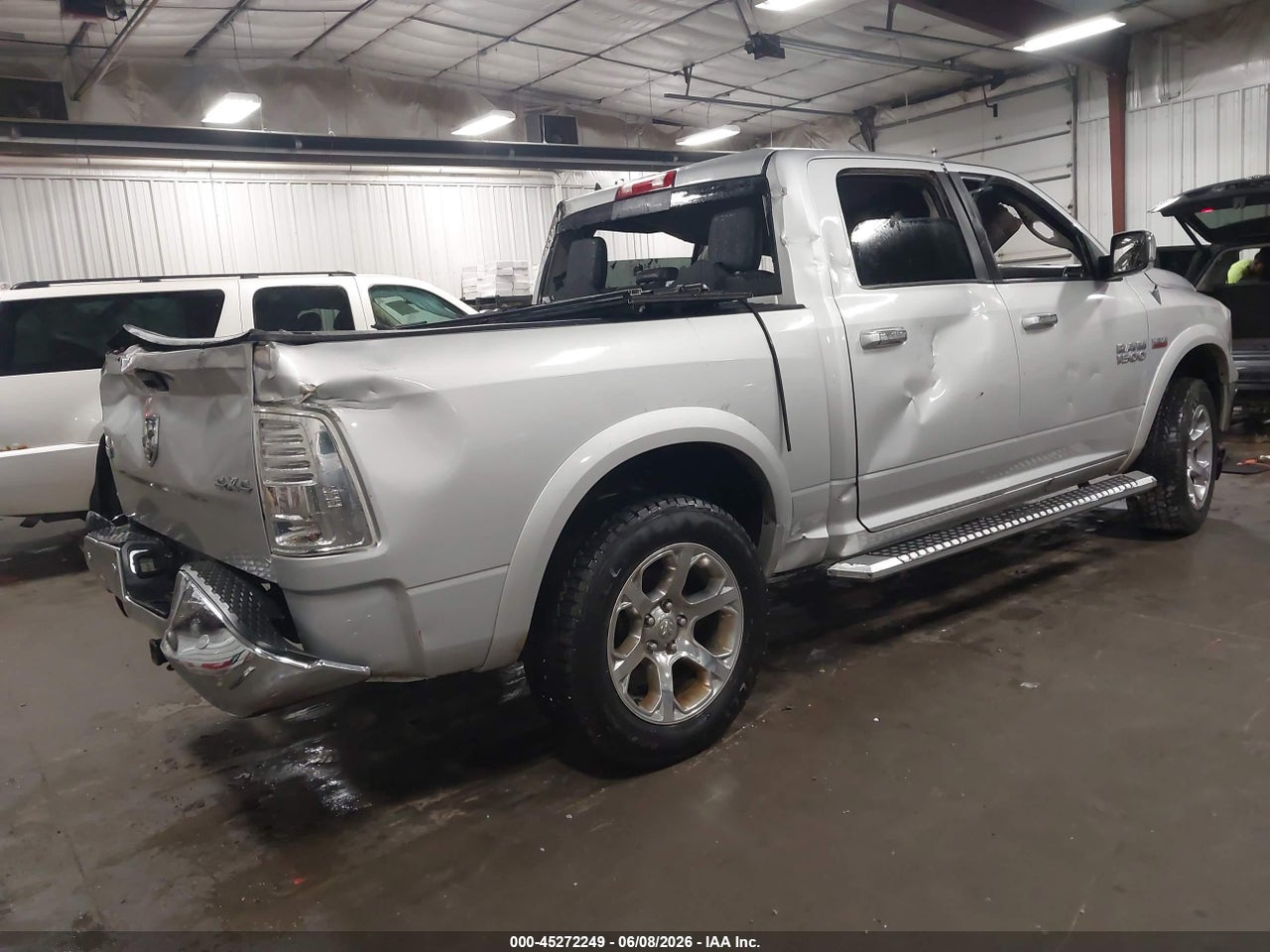 2014 RAM 1500 LARAMIE · 4/11