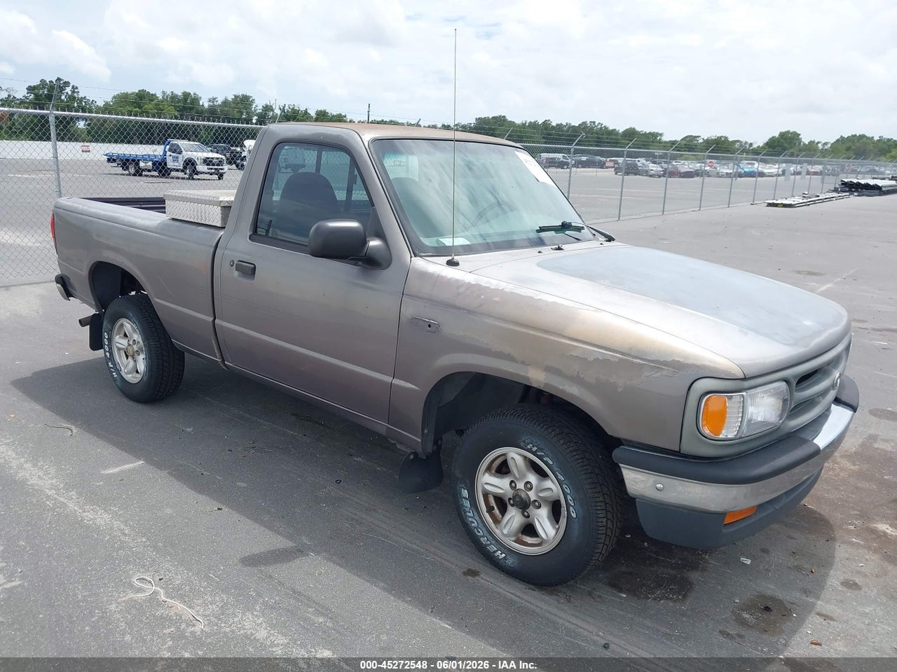 4F4CR12A7VT****** · 1997 MAZDA B2300 SE