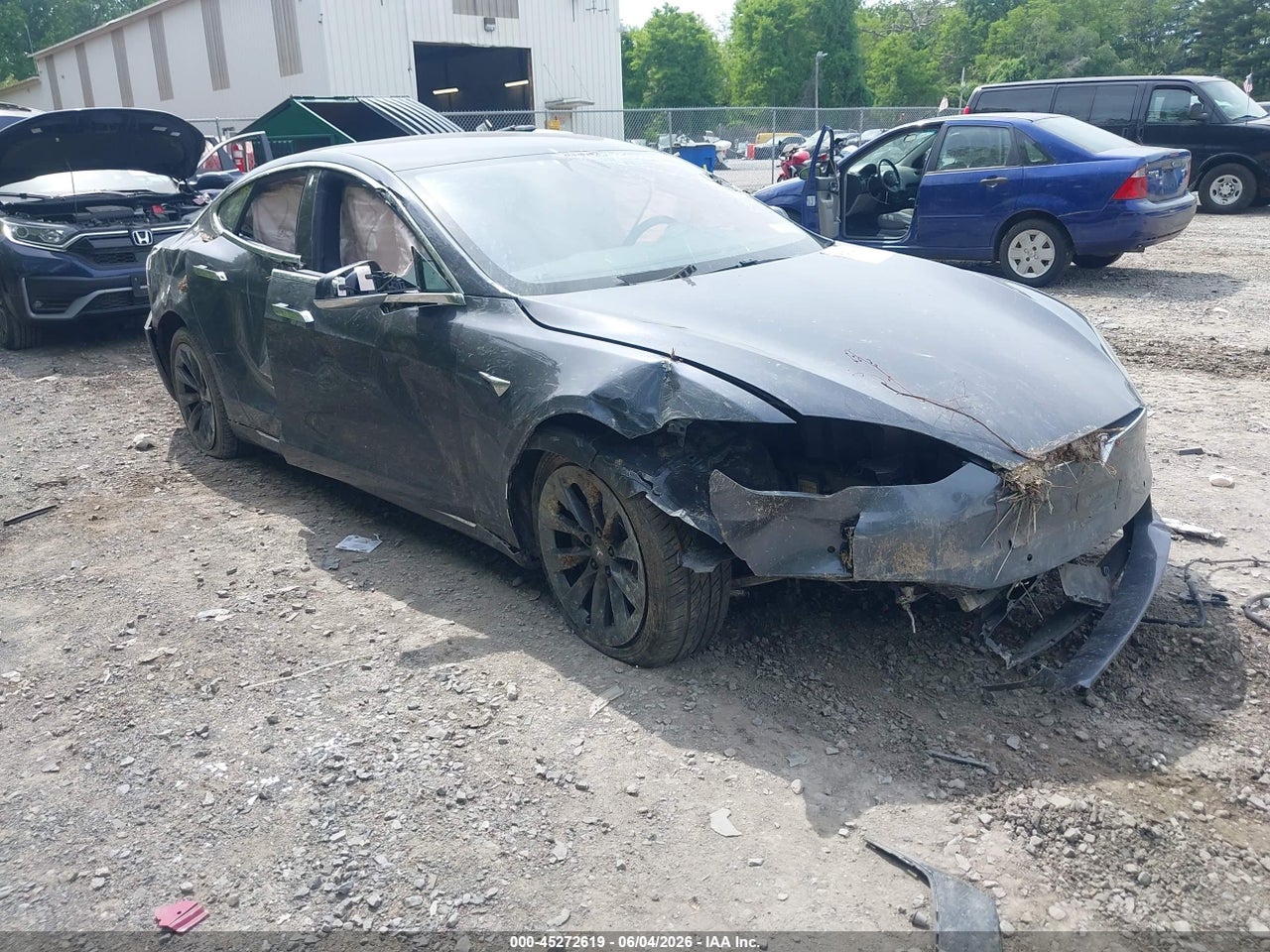 5YJSA1E26KF****** · 2019 TESLA MODEL S 100D/75D/LONG RANGE/STANDARD RANGE