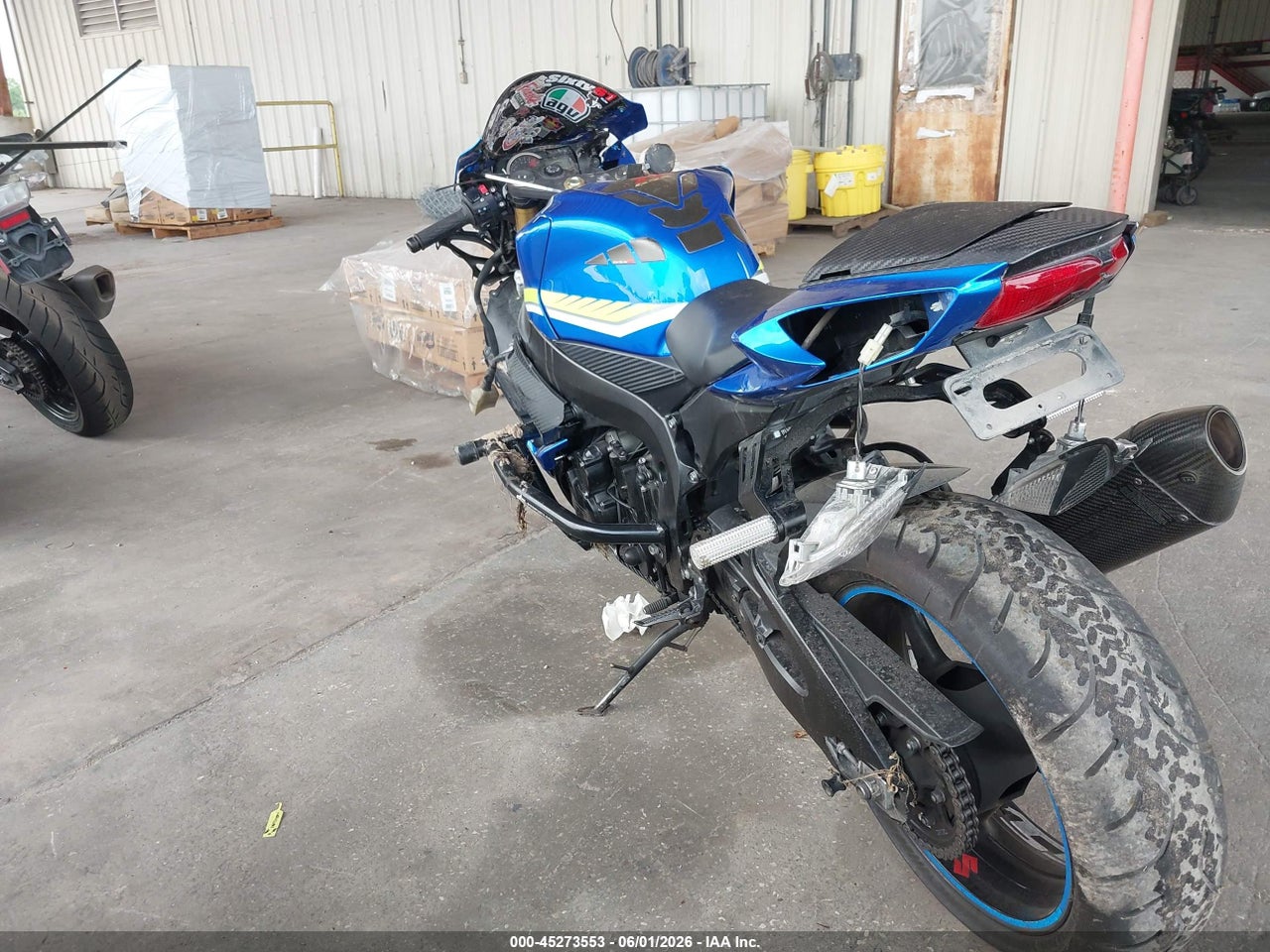2017 SUZUKI GSX-R750   · 3/11