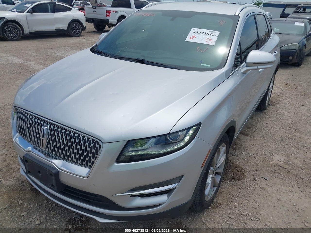 2019 LINCOLN MKC SELECT · 6/11