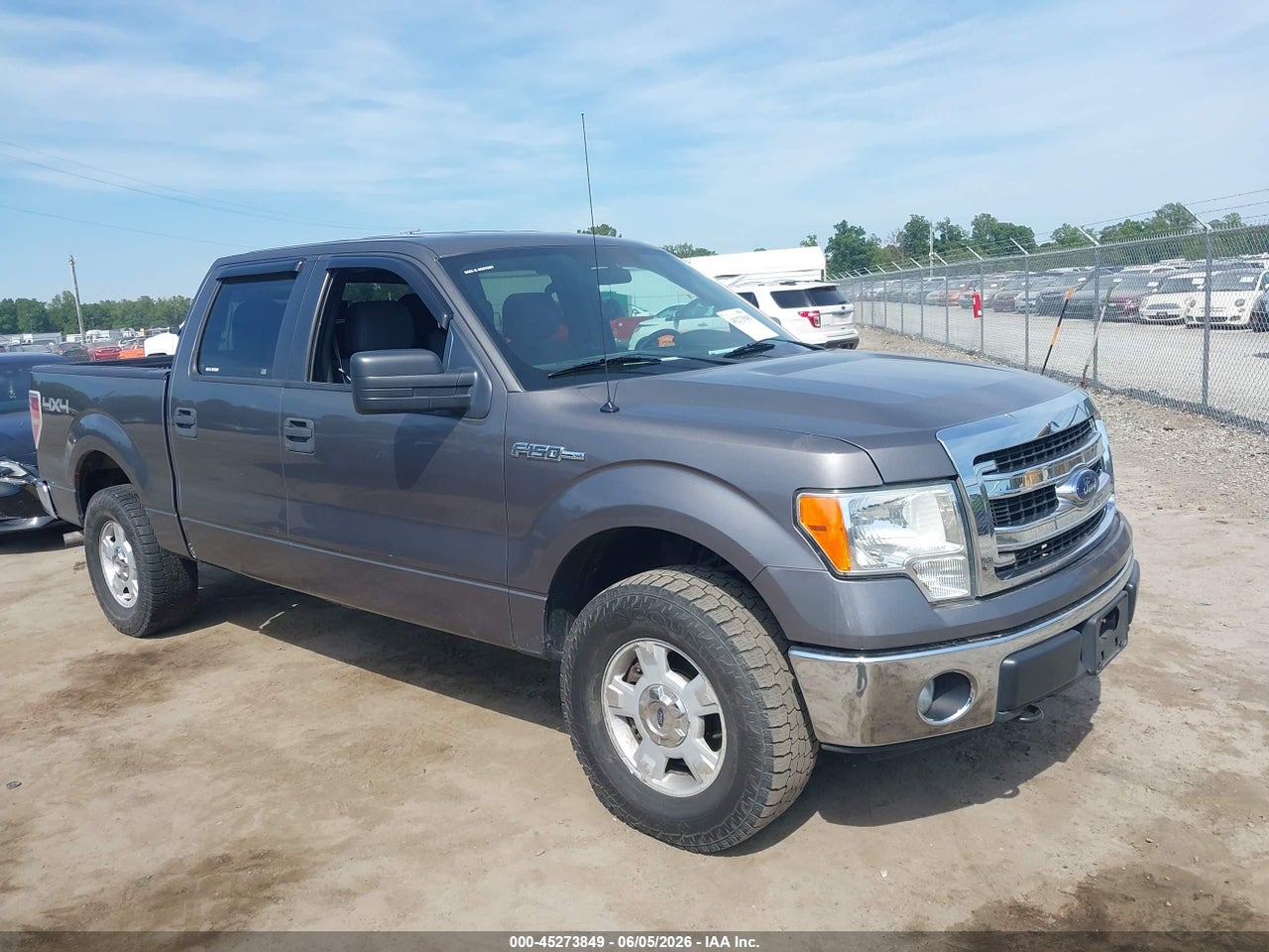 1FTFW1EF8DK****** · 2013 FORD F-150 XLT