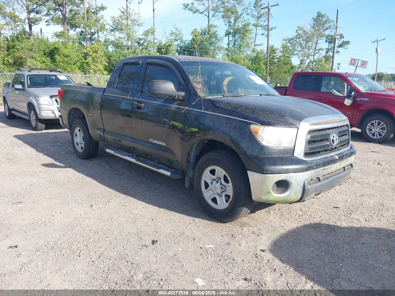 5TFRM5F17BX****** · 2011 TOYOTA TUNDRA GRADE 4.6L V8