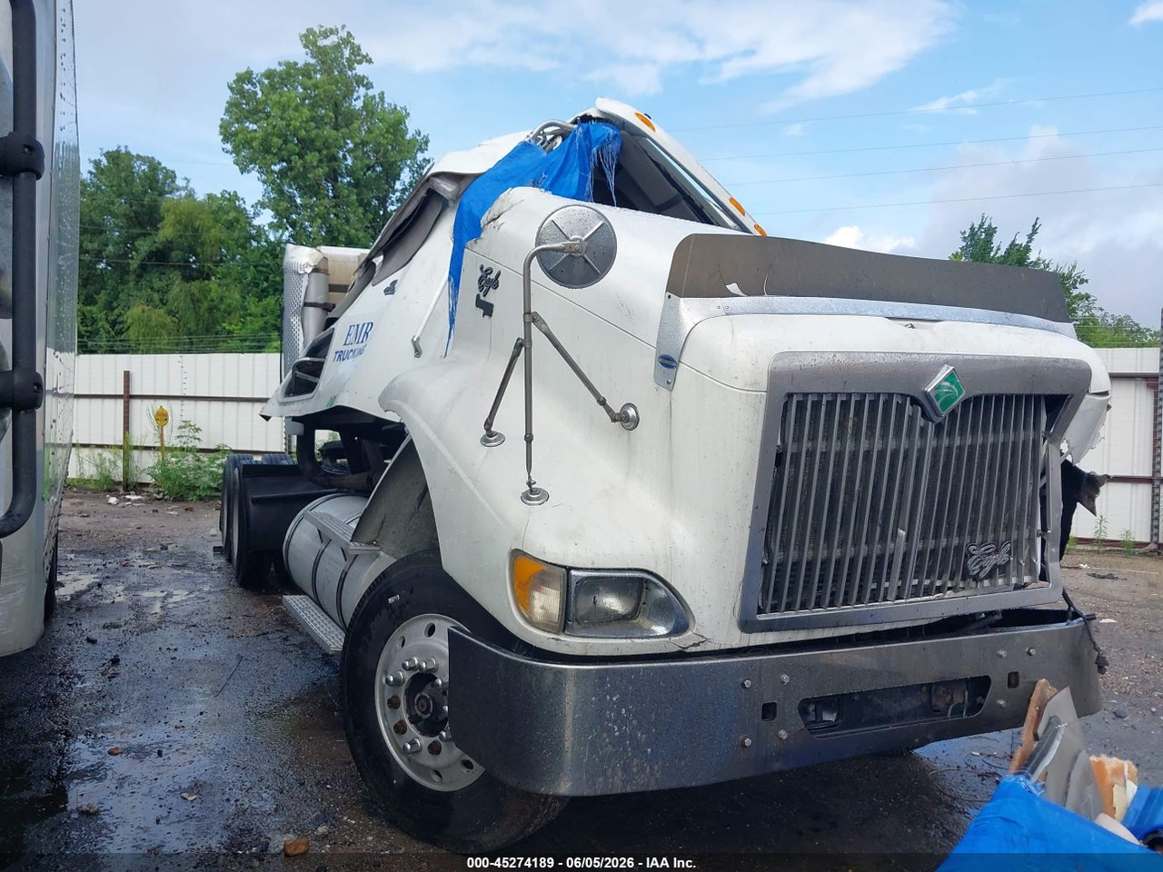 2HSCEAER81C****** · 2001 INTERNATIONAL 9200 9200I