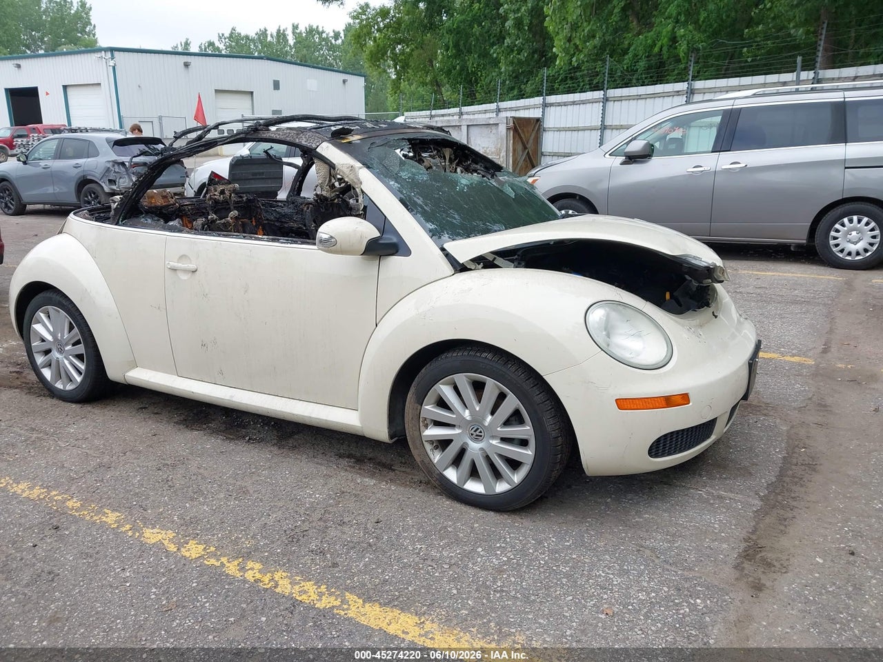 3VWRG3AL7AM****** · 2010 VOLKSWAGEN NEW BEETLE 2.5L