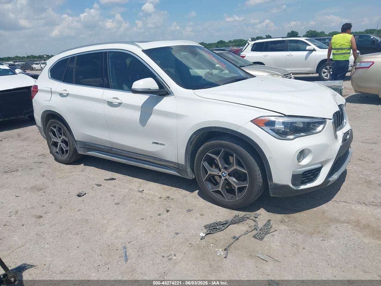 WBXHT3Z31G4****** · 2016 BMW X1 XDRIVE28I