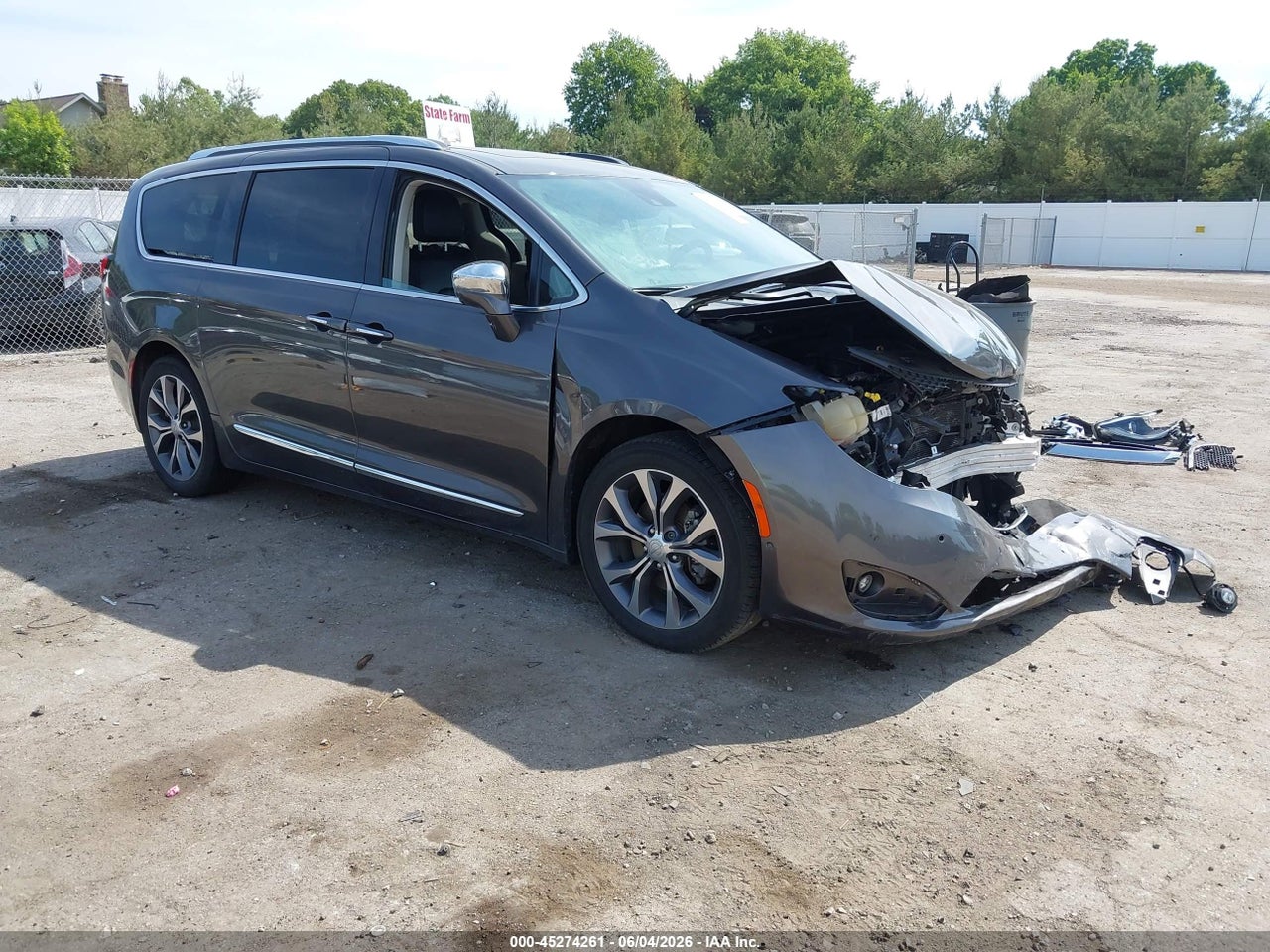 2017 CHRYSLER PACIFICA LIMITED