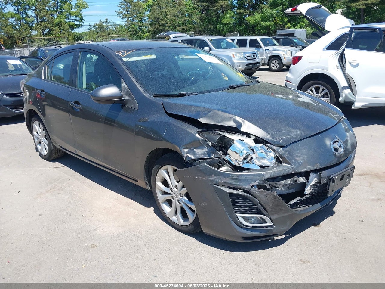 JM1BL1W66B1****** · 2011 MAZDA MAZDA3 S GRAND TOURING