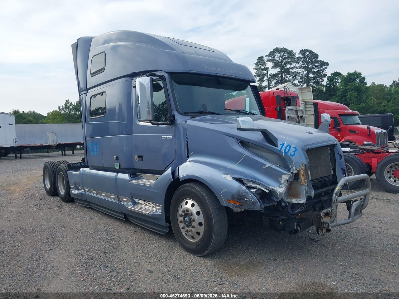 4V4NC9EHXMN****** · 2021 VOLVO VNL