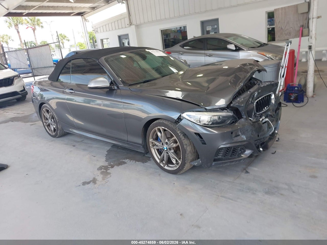 WBA1M1C58GV****** · 2016 BMW M235I