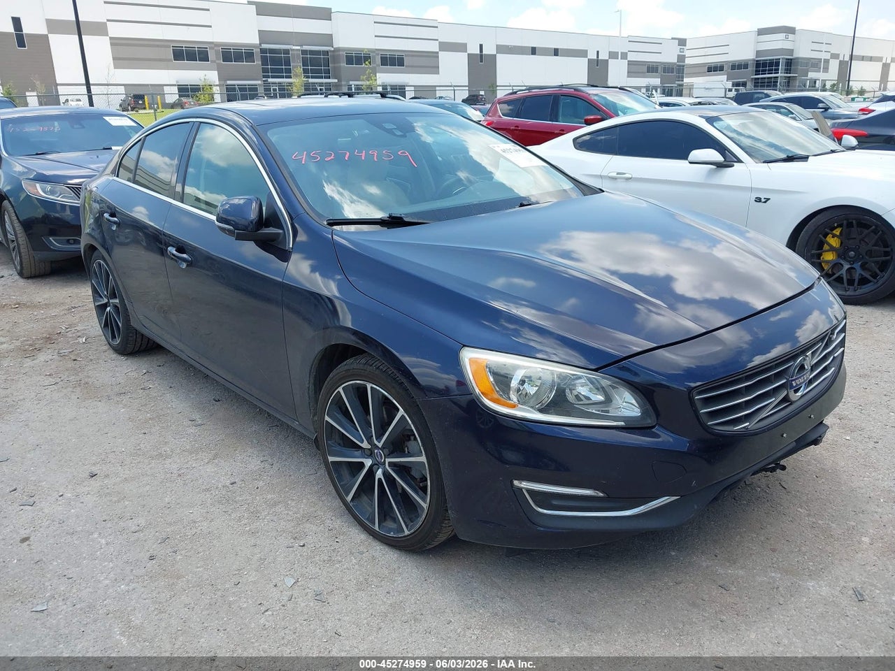 YV126MFK2G2****** · 2016 VOLVO S60 T5 DRIVE-E PREMIER