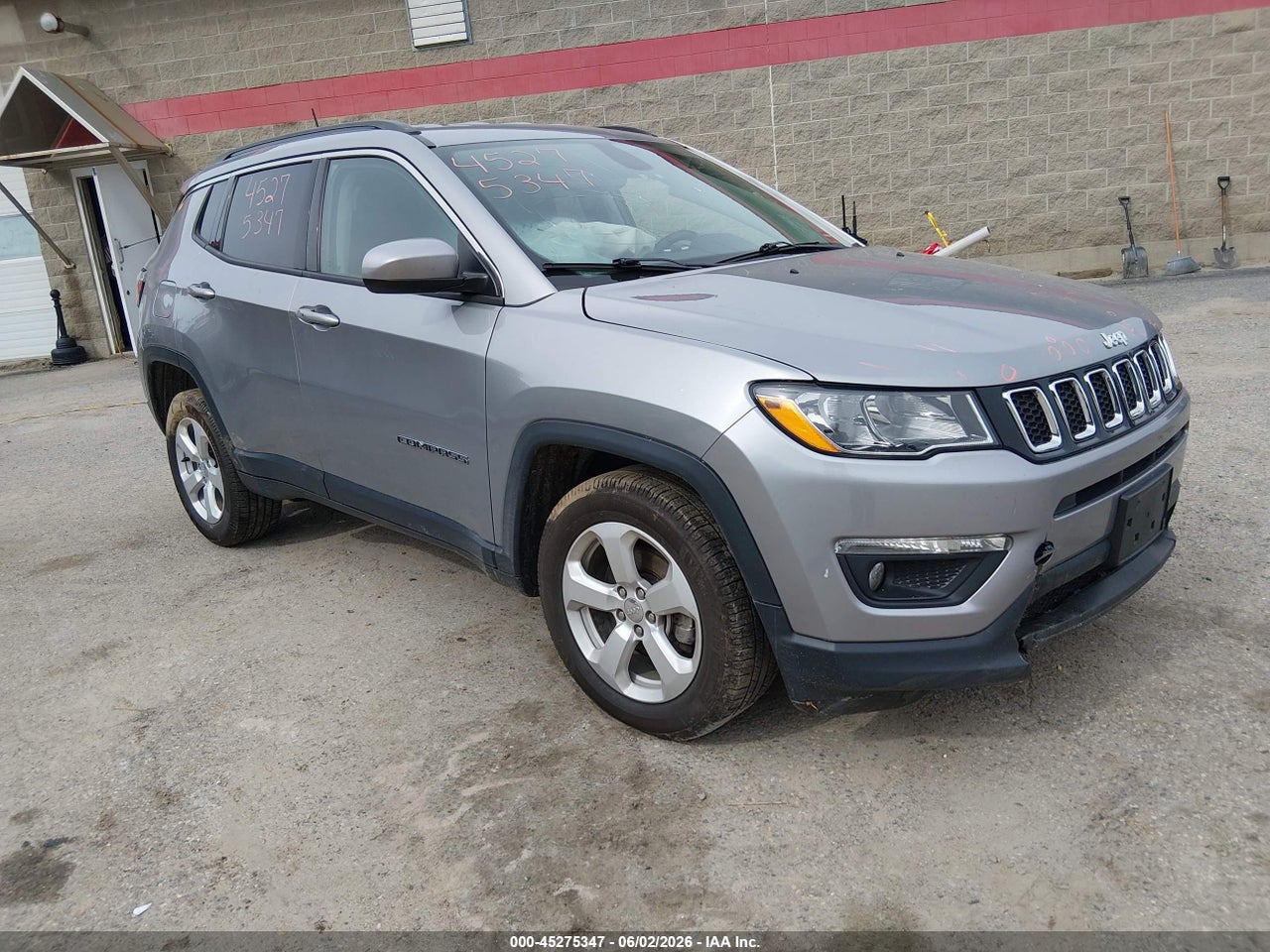 3C4NJDBB0KT****** · 2019 JEEP COMPASS LATITUDE 4X4