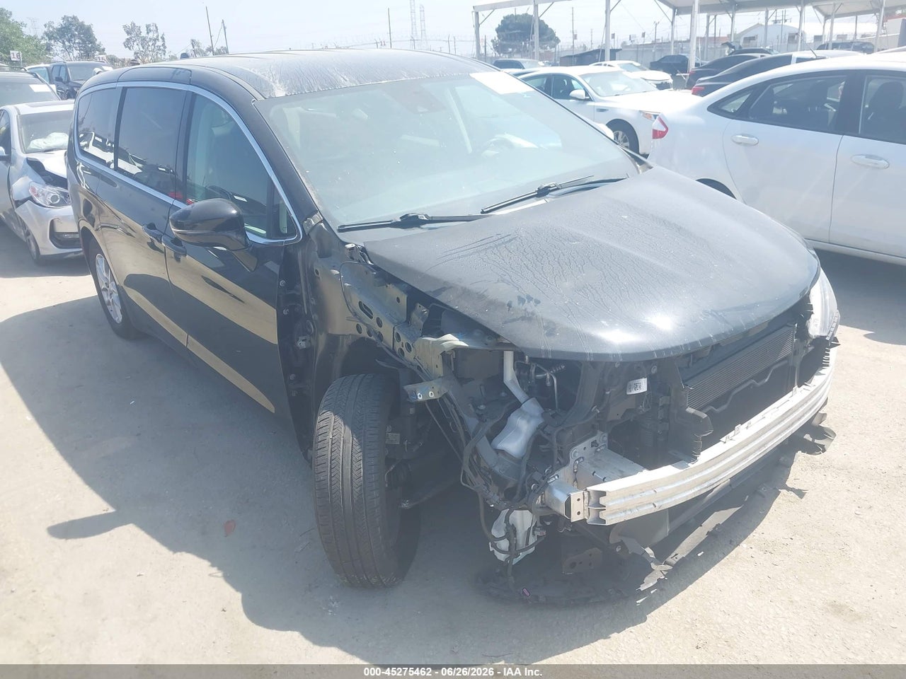 2C4RC1CG4RR****** · 2024 CHRYSLER VOYAGER LX