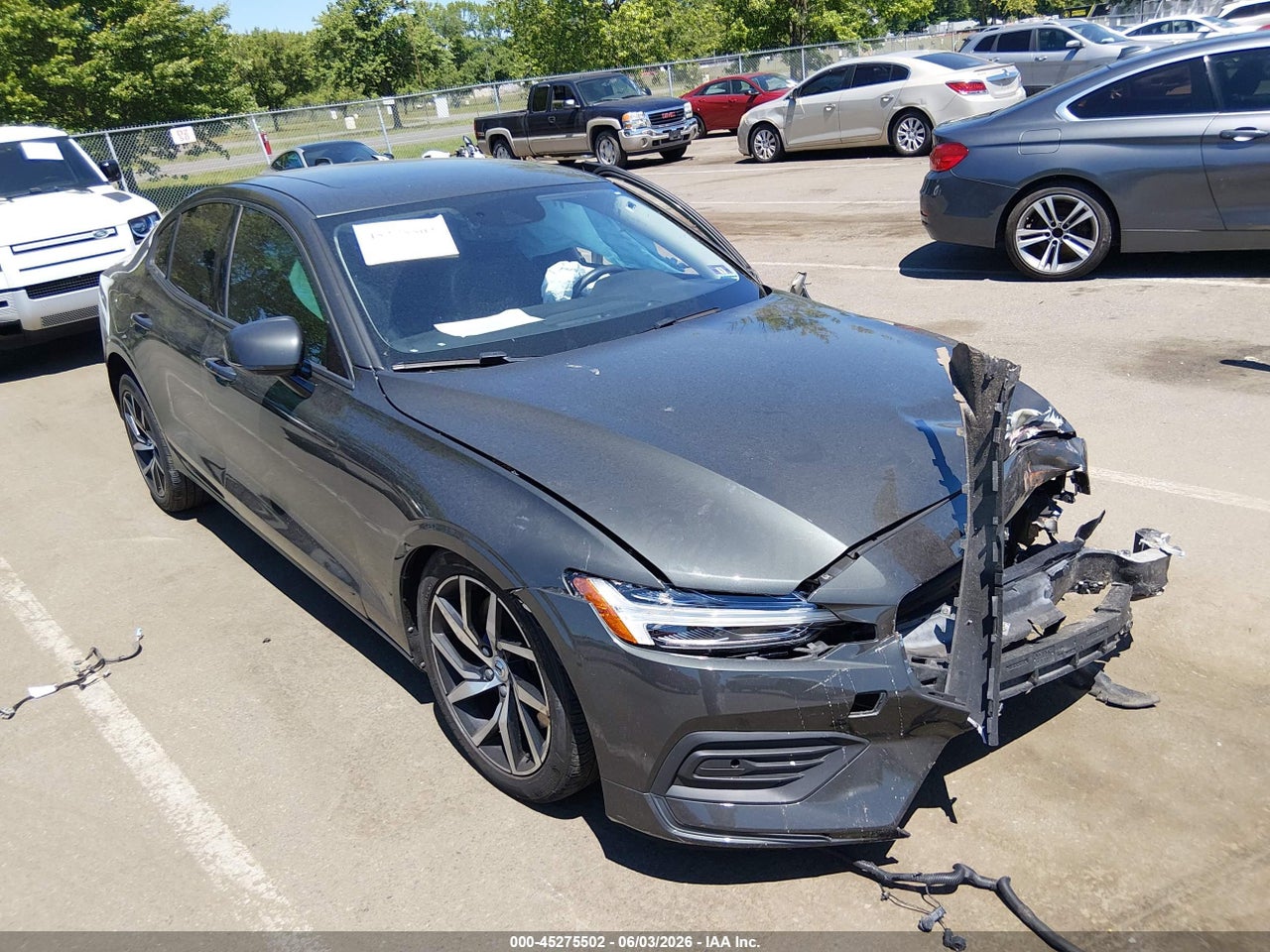 7JRA22TK8KG****** · 2019 VOLVO S60 T6 MOMENTUM