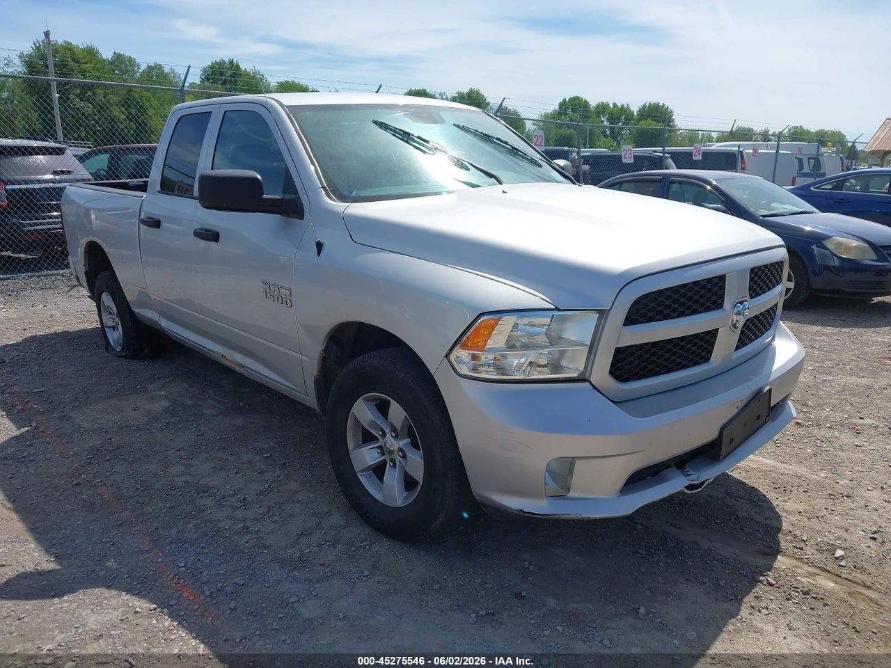 1C6RR7FG7JS****** · 2018 RAM 1500 EXPRESS  4X4 6'4 BOX