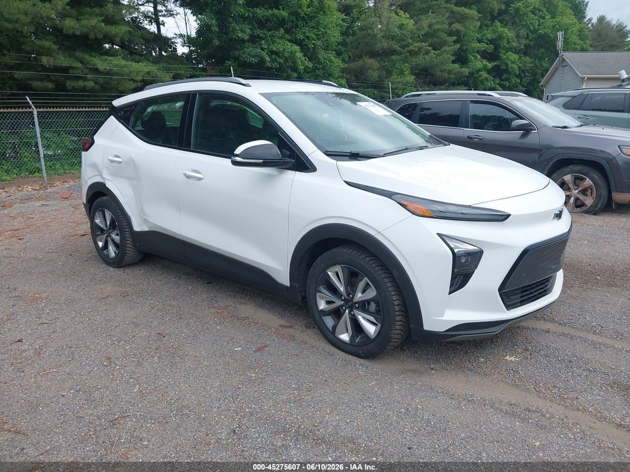 1G1FY6S03P4****** · 2023 CHEVROLET BOLT EUV FWD LT