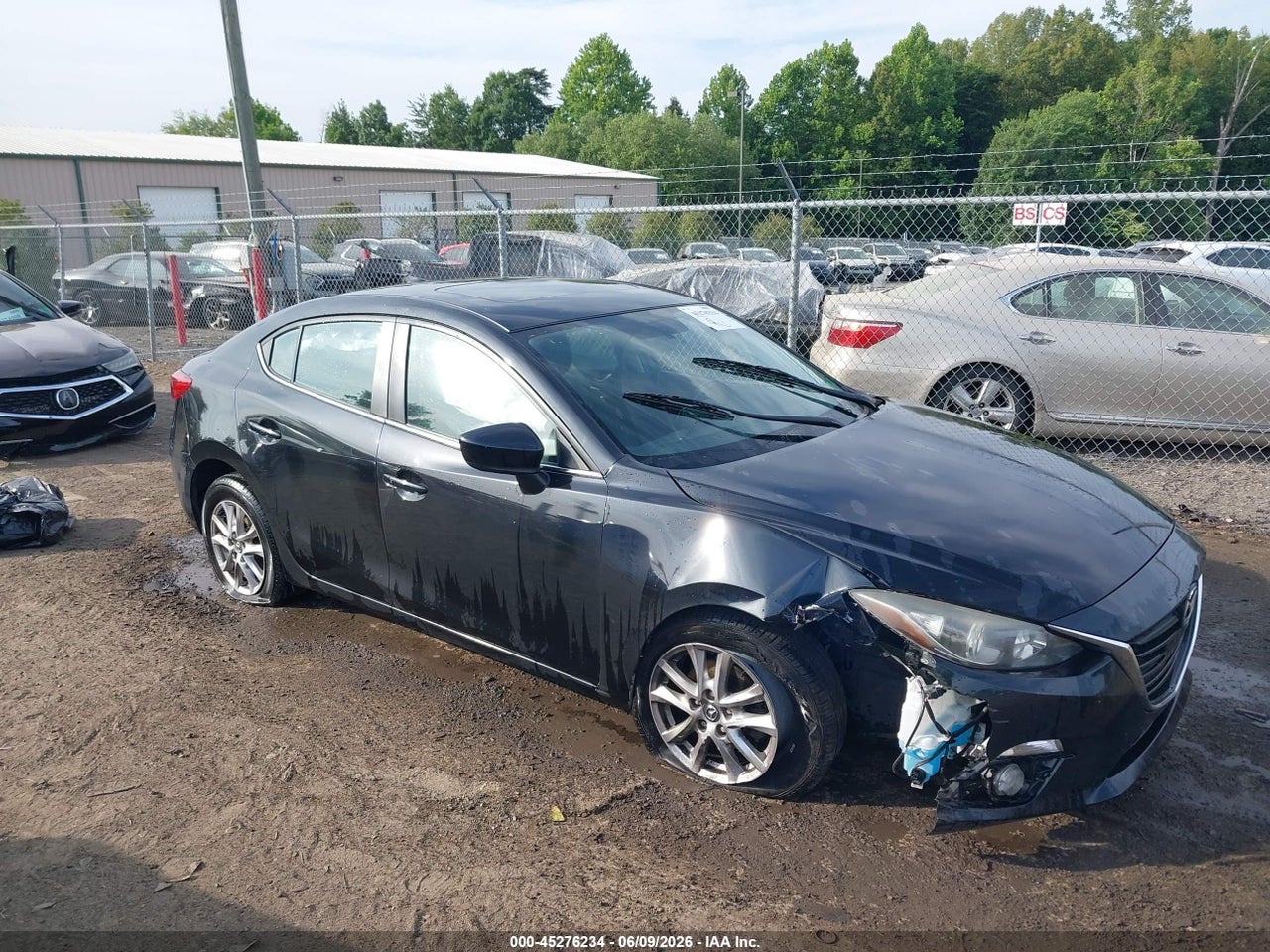 JM1BM1W7XF1****** · 2015 MAZDA MAZDA3 I GRAND TOURING