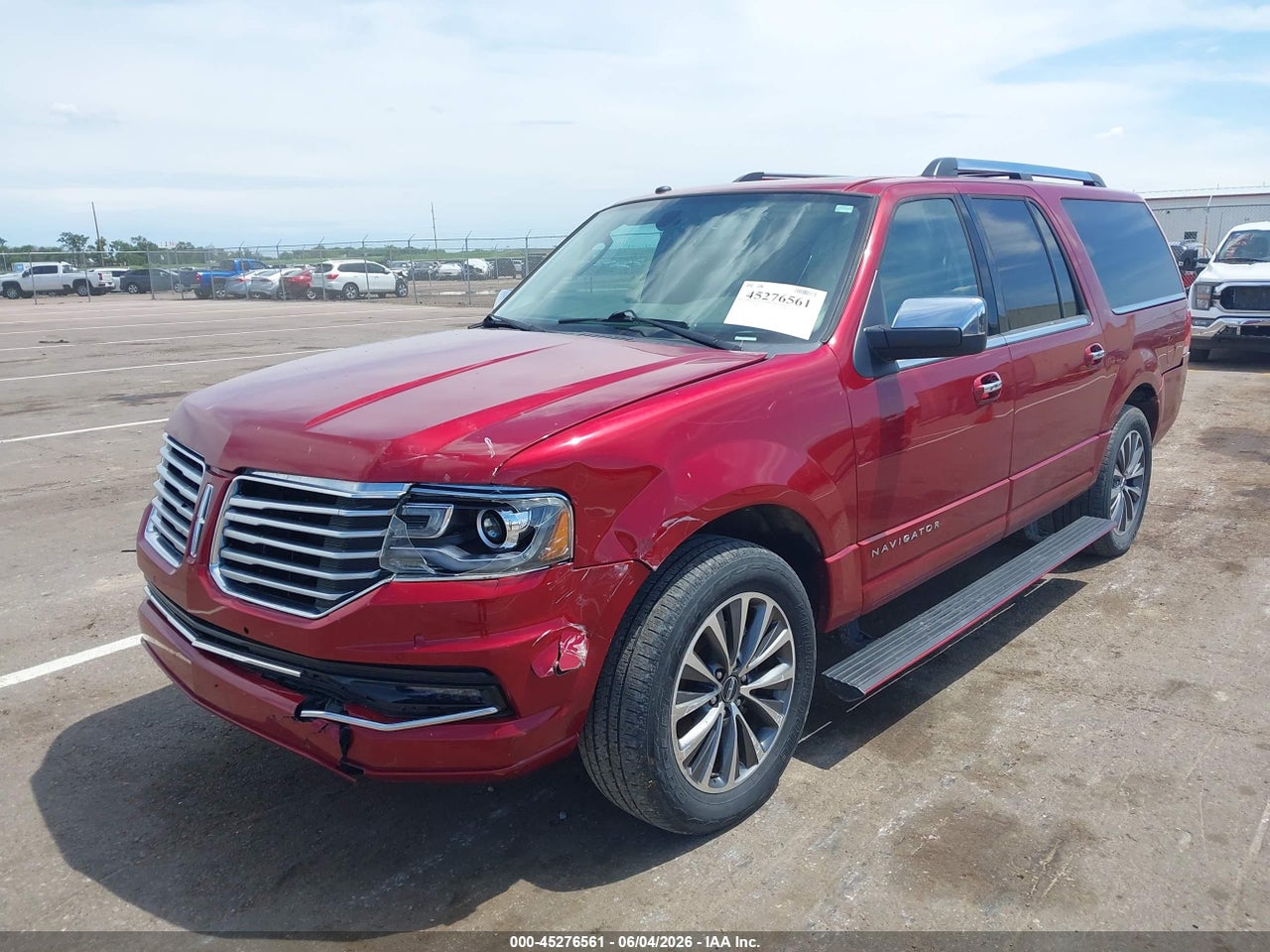 2016 LINCOLN NAVIGATOR L SELECT · 2/11