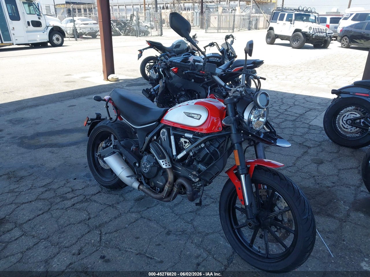 ML015ANM2HT****** · 2017 DUCATI SCRAMBLER 800