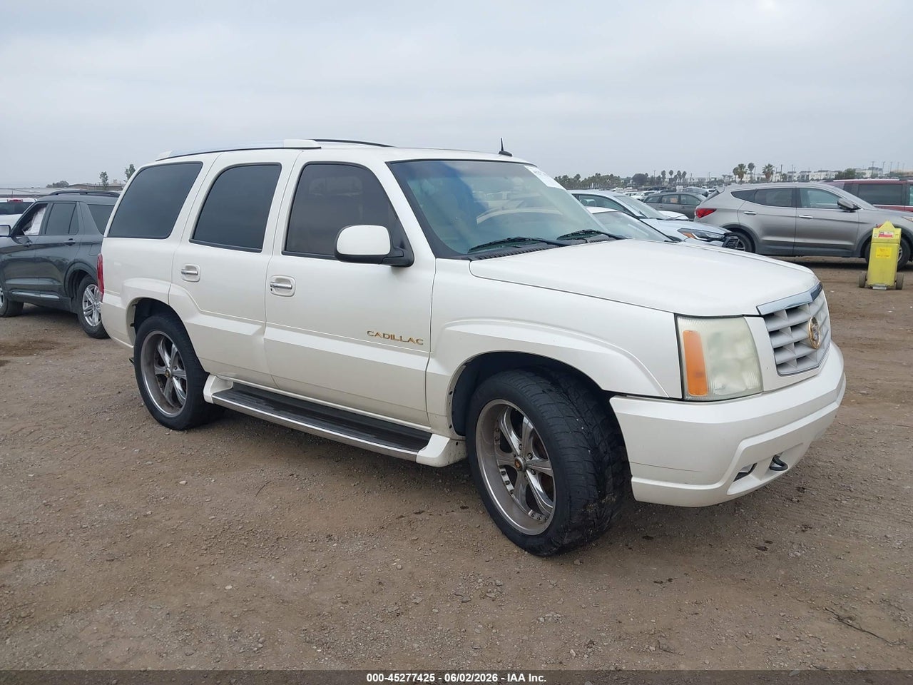 1GYEC63T52R****** · 2002 CADILLAC ESCALADE STANDARD