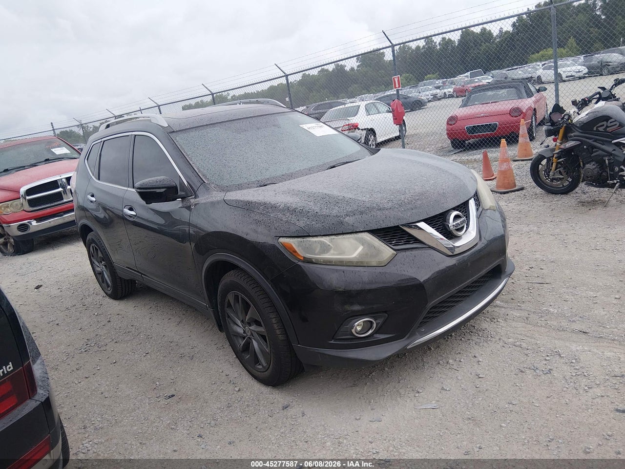 5N1AT2MV7FC****** · 2015 NISSAN ROGUE SL