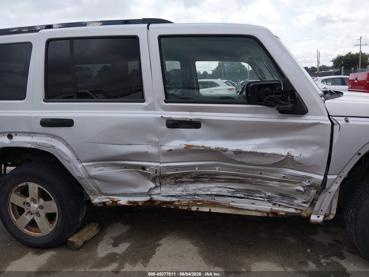 2006 JEEP COMMANDER   · 6/11