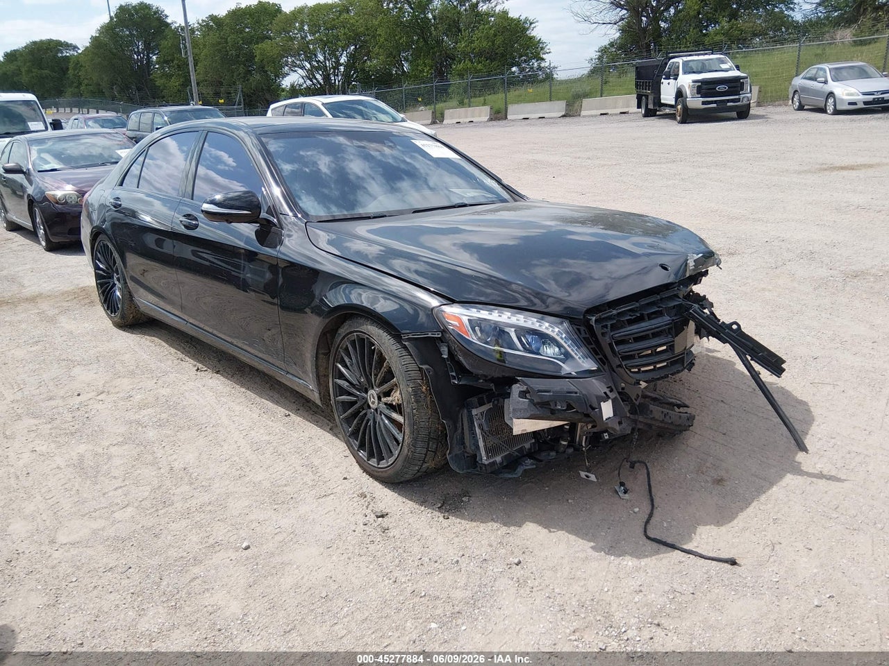 WDDUG8FB8GA****** · 2016 MERCEDES-BENZ S 550 4MATIC