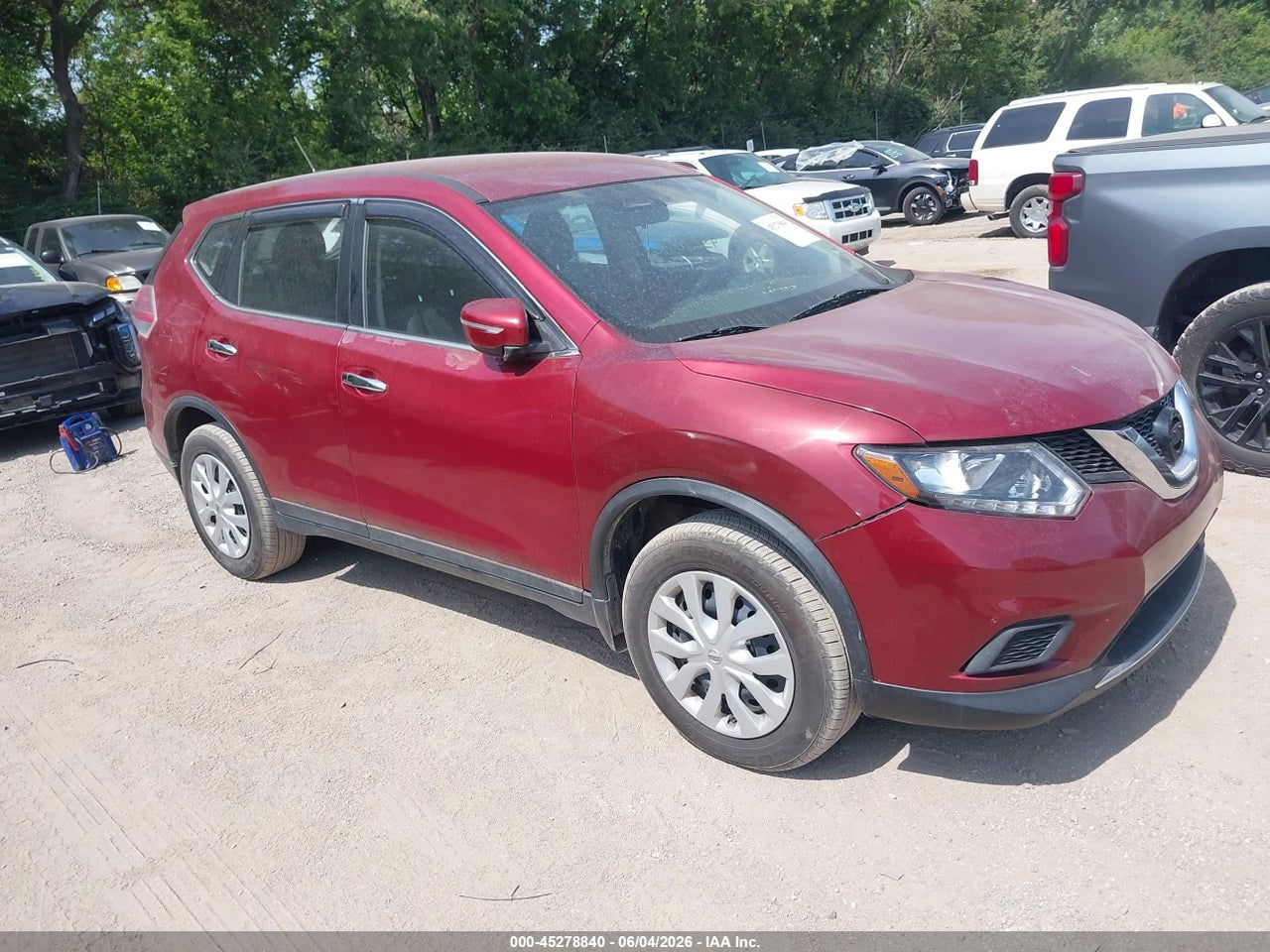 KNMAT2MV6FP****** · 2015 NISSAN ROGUE S