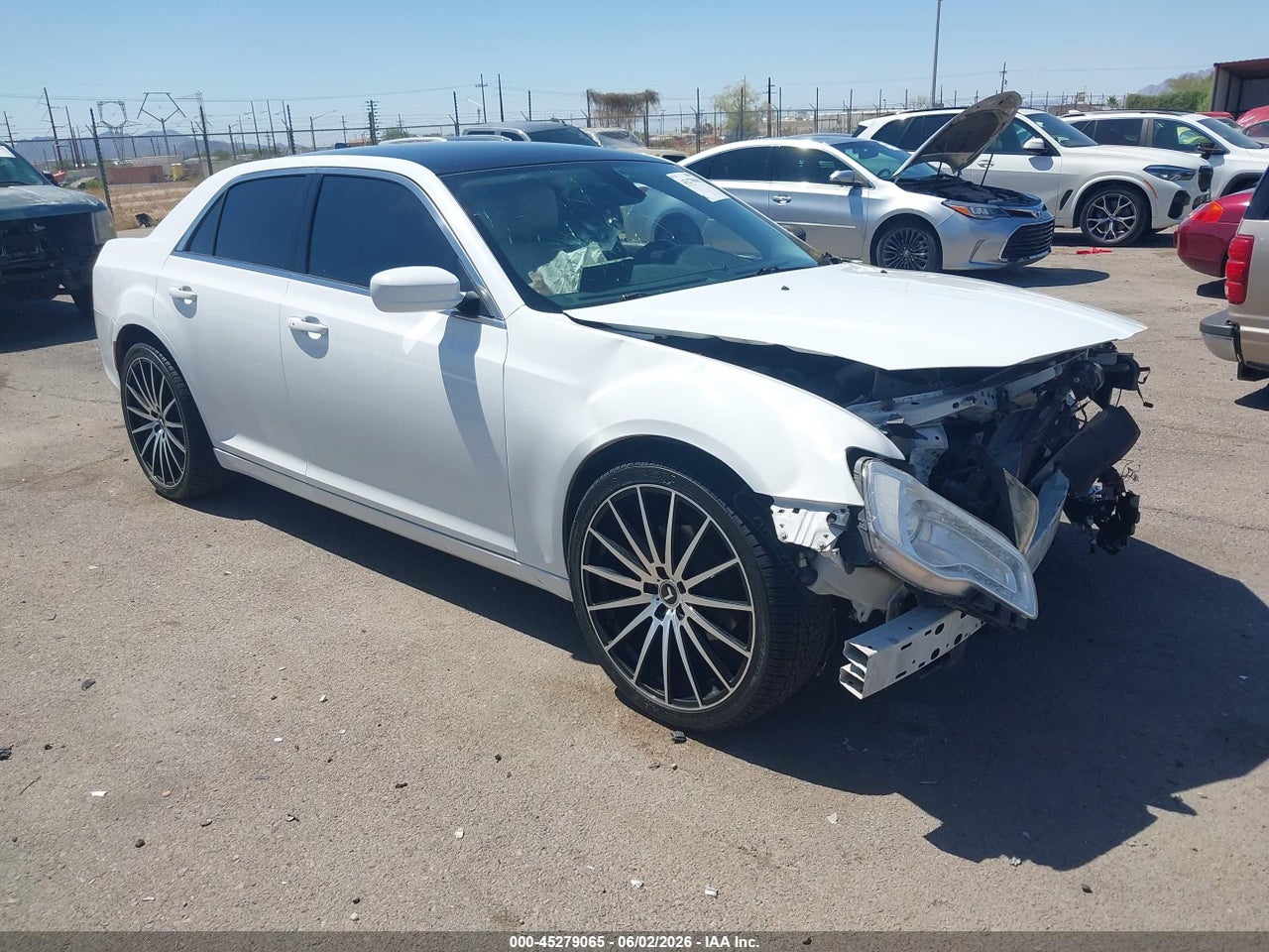 2C3CCAAG3FH****** · 2015 CHRYSLER 300 LIMITED