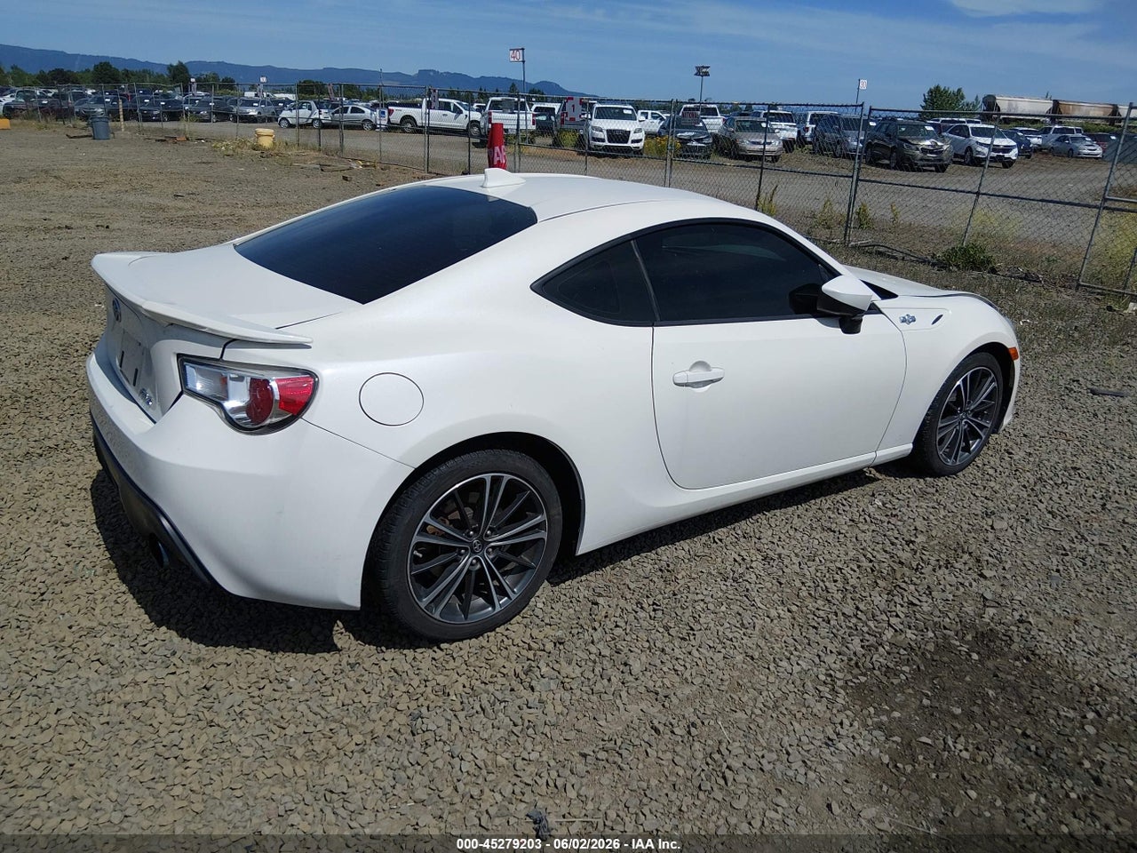 2016 SCION FR-S   · 4/11