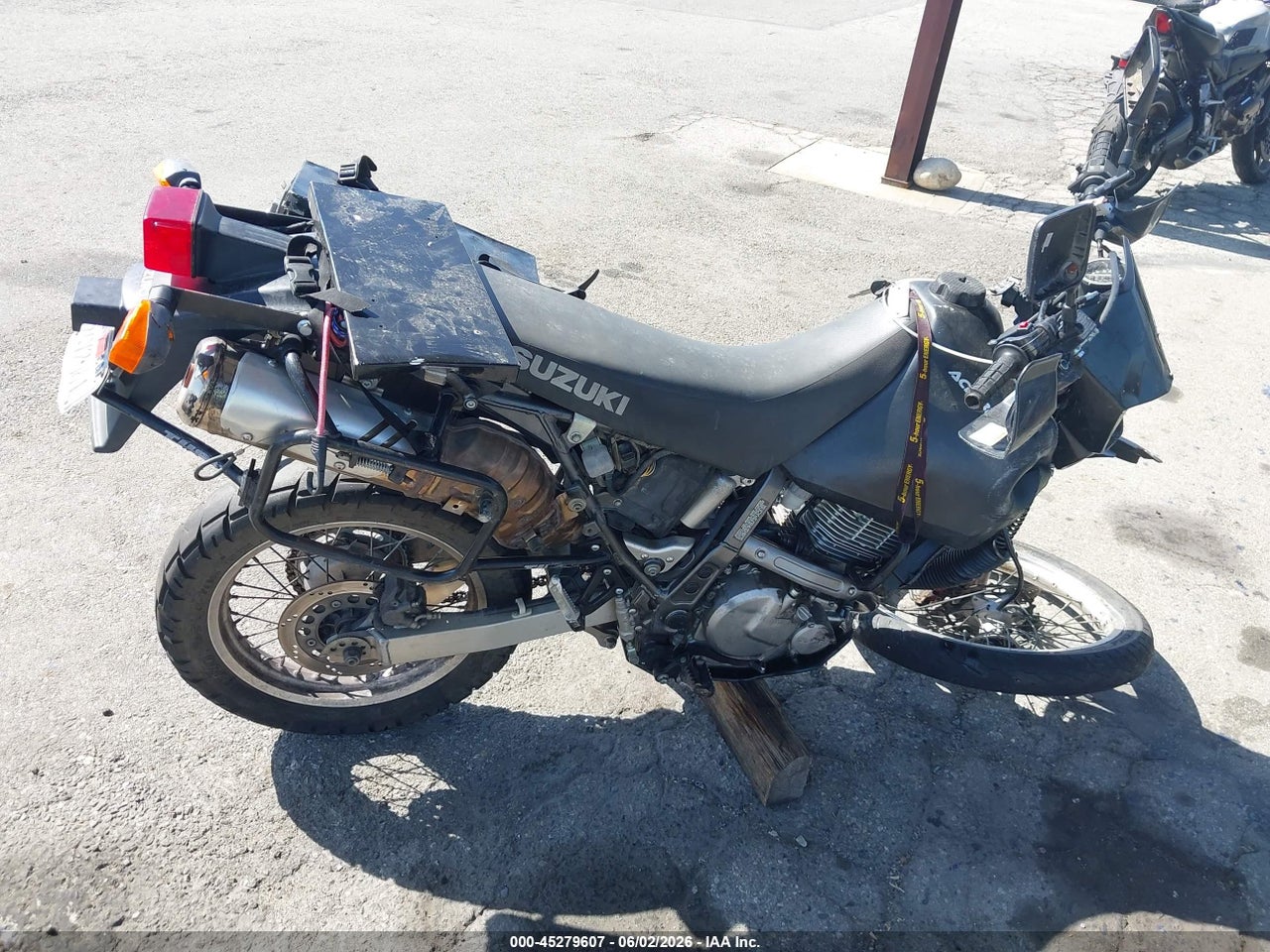 JS1SP46A2K7****** · 2019 SUZUKI DR650 SE