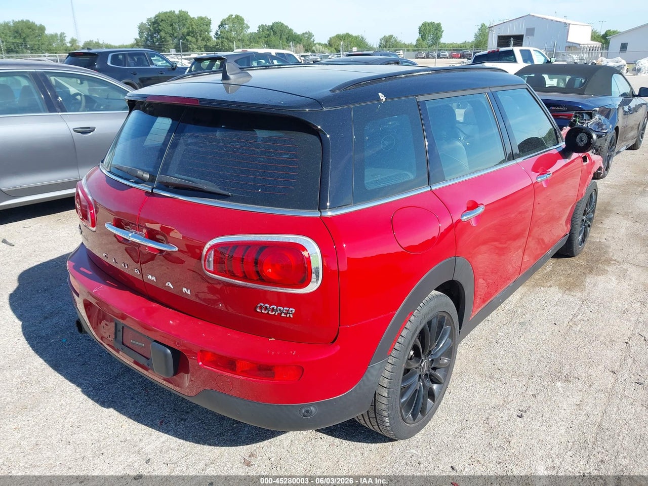 2016 MINI CLUBMAN COOPER · 4/11
