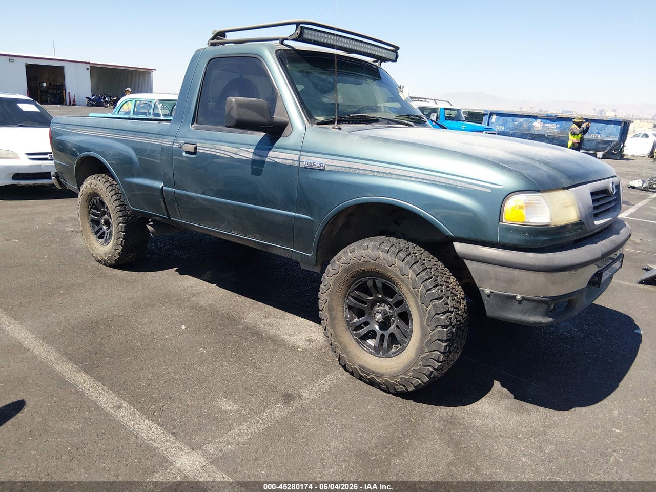 4F4YR12C7YT****** · 2000 MAZDA B2500 SE/SX