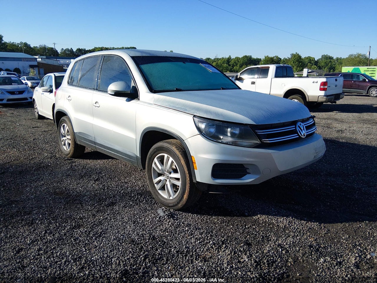 WVGAV7AX2DW****** · 2013 VOLKSWAGEN TIGUAN S