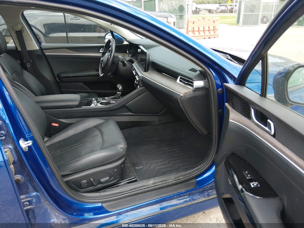 2023 KIA K5 EX · 5/11