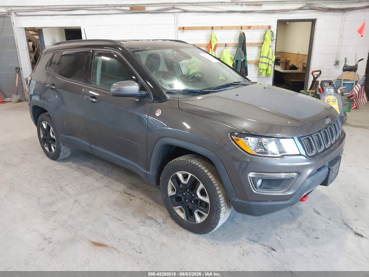 3C4NJDDB4JT****** · 2018 JEEP COMPASS TRAILHAWK 4X4