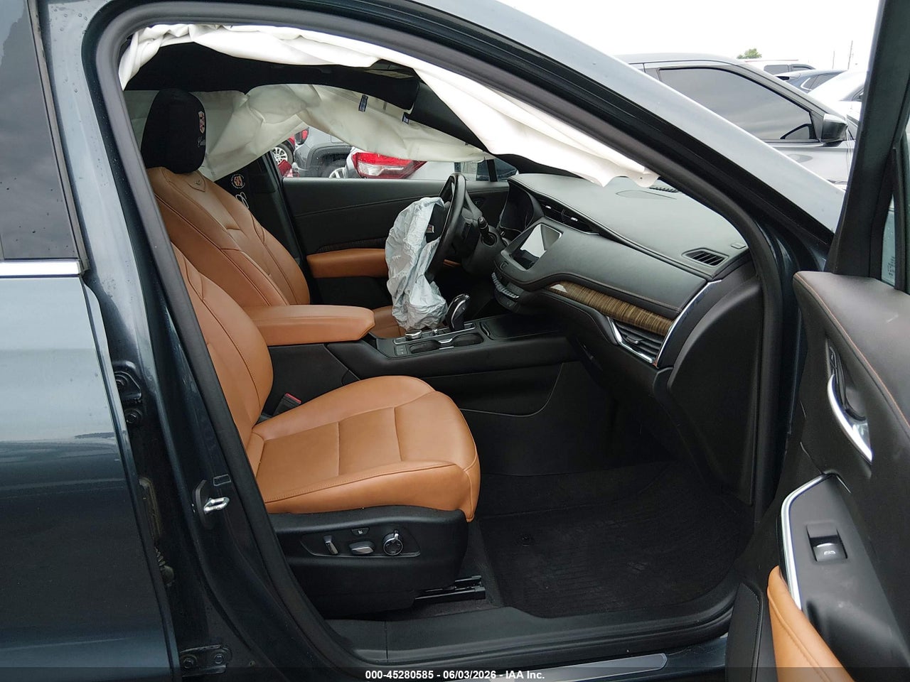 2019 CADILLAC XT4 PREMIUM LUXURY · 5/11