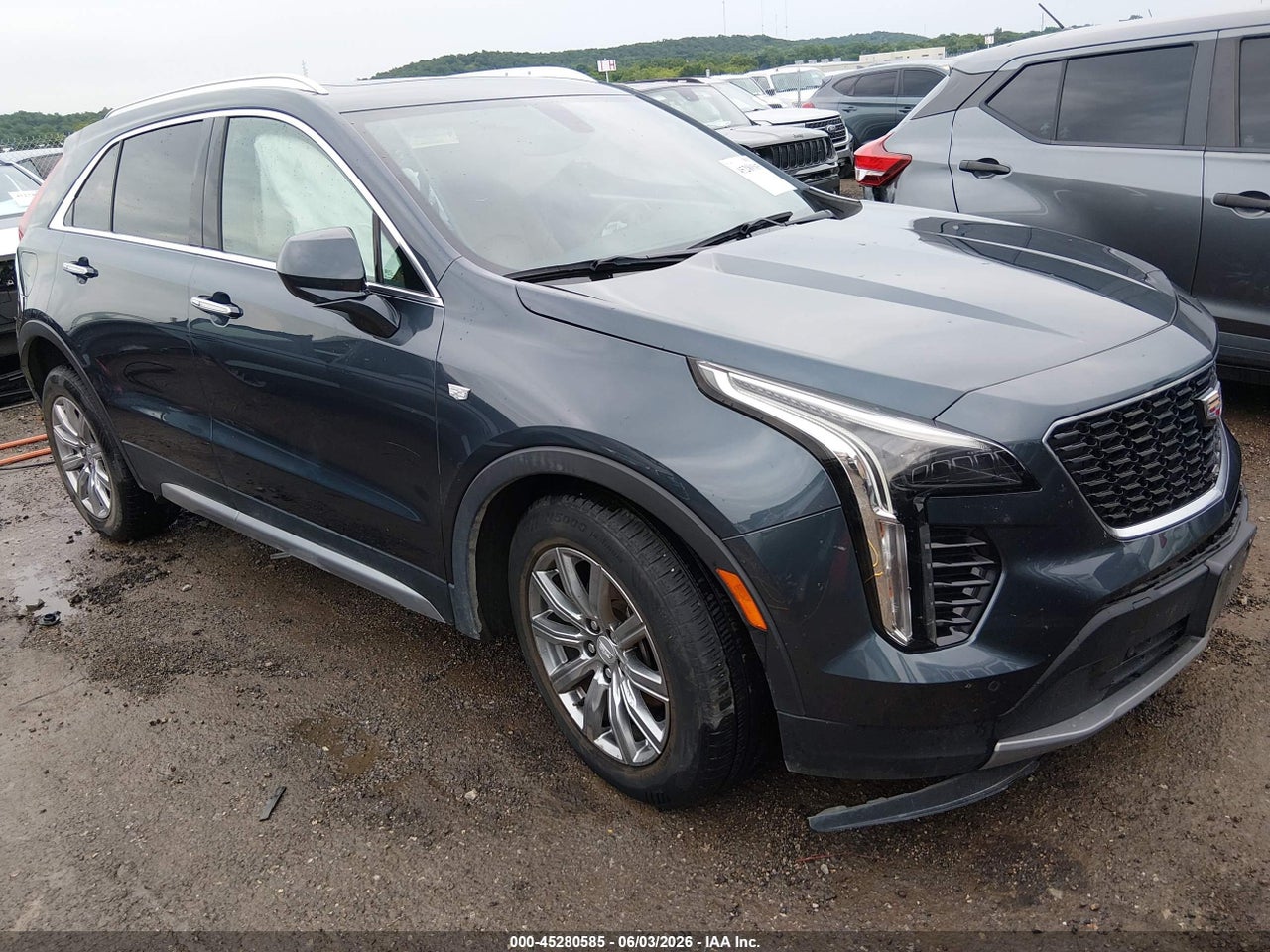 1GYFZDR49KF****** · 2019 CADILLAC XT4 PREMIUM LUXURY