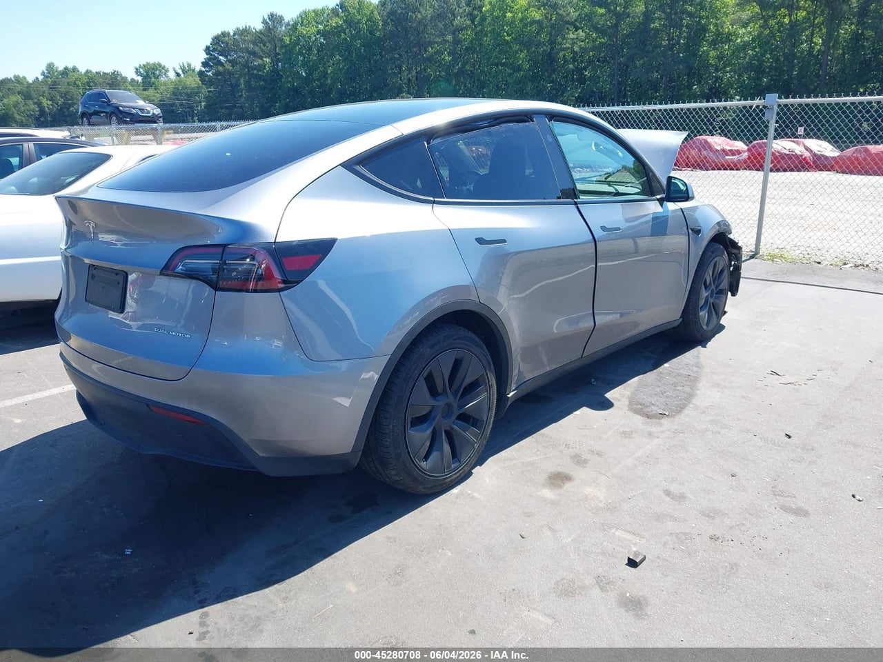 2025 TESLA MODEL Y LONG RANGE DUAL MOTOR ALL-WHEEL DRIVE · 4/10
