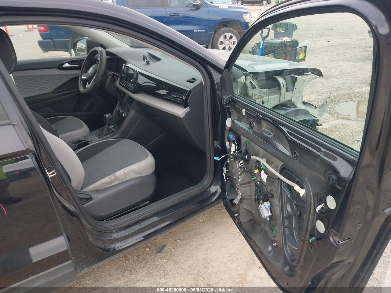 2022 VOLKSWAGEN TAOS 1.5T S · 5/11