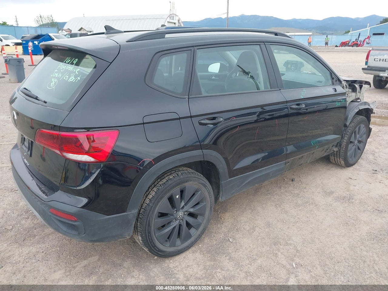 2022 VOLKSWAGEN TAOS 1.5T S · 4/11