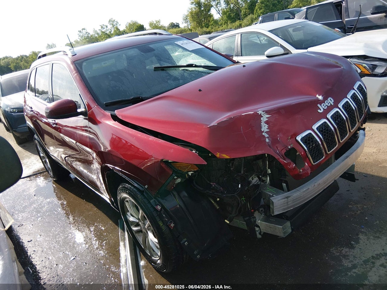 1C4PJLCB5KD****** · 2019 JEEP CHEROKEE LATITUDE FWD